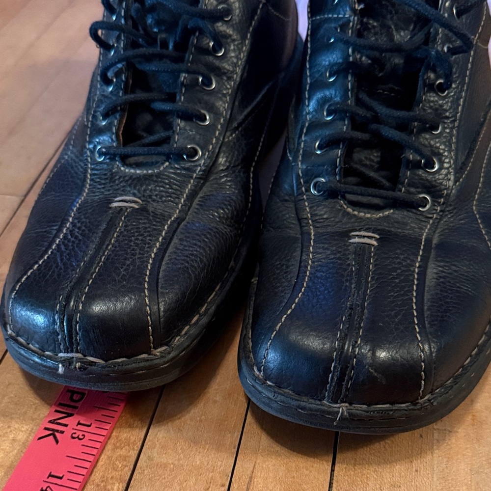 Clarks Black Split Toe Leather Oxfords - image 6